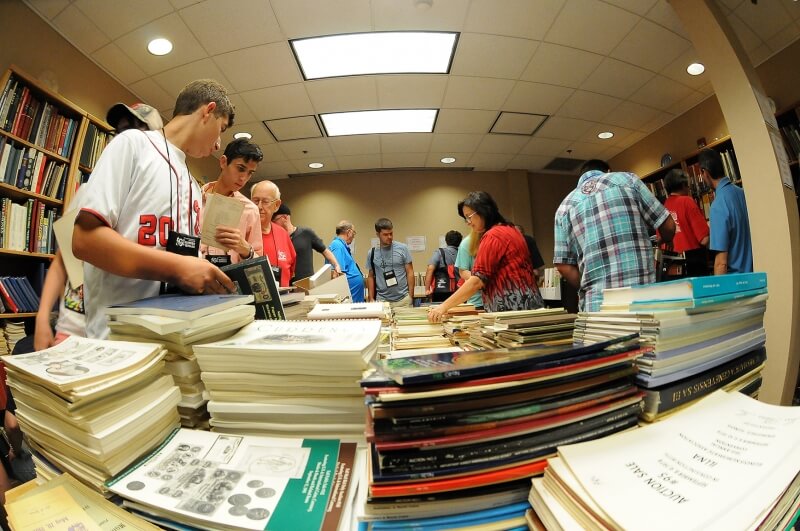 summer seminar book sale