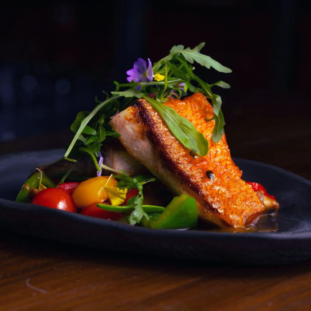 restaurant dining food