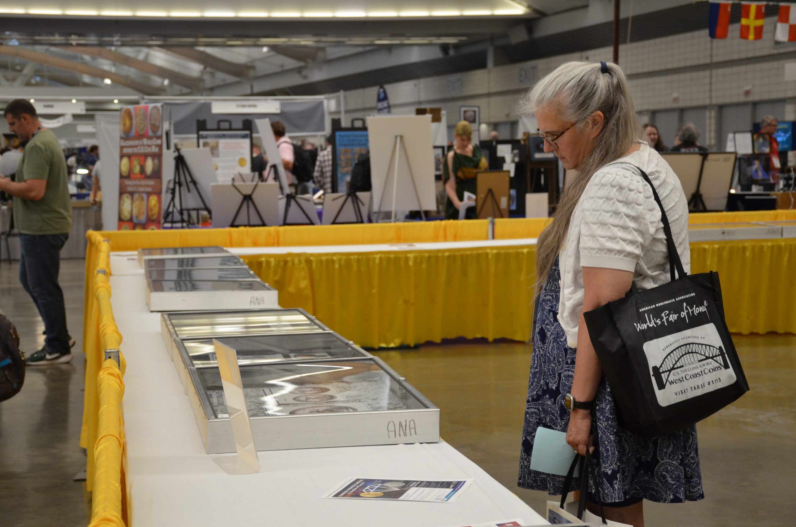2026 World's Fair of Money Collector Exhibits